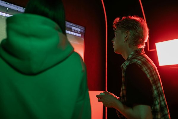 How can UK marketers use predictive analytics to drive sales?